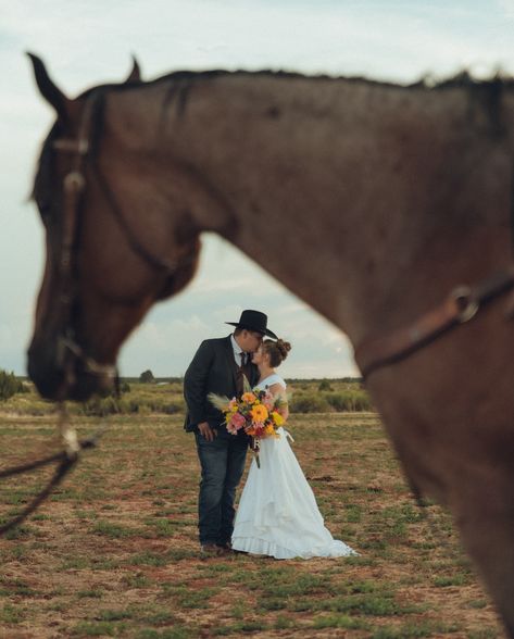 Dusti + Riley I had the honor of taking this beautiful couples photos and I am OBSESSED. This was my first time taking photos with a horse but it definitely wont be the last! 🏷️ #utahphotographers #southernutahphotographer #southernutahcouplesphotographer Southern Utah Photographer , Western couples photographer Bride Riding Horse, Wedding With Horses Photo Shoot, Wedding Horse Photos, Country Wedding Horses, Western Bride Photoshoot, Horseback Wedding Photos, Bride Horse Photography, Bull Riding Photography, Wedding Photos Country