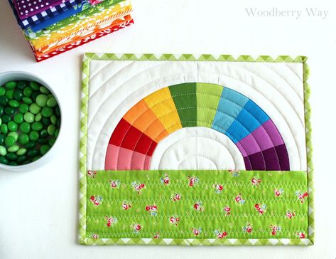 Woodberry Way: St. Patrick's Day Rainbow Mini Quilt Free Mini Quilt Patterns, Rainbow Quilts, Mini Quilt Patterns, String Quilt, Rainbow Quilt, Miniature Quilts, Quilts Ideas, Scrappy Quilts, Mini Quilts