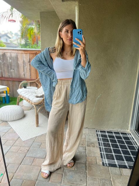 Wide Leg Linen Pants Outfit Summer, Linen Pants Outfit Summer Casual, Linen Top Outfit, Wide Leg Linen Pants Outfit, Linen Pants Outfits, Linen Pants Outfit Summer, Wide Pants Outfit, Cotton Gauze Pants, Easy Summer Outfits