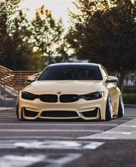 BMW F82 M4 cream slammed M2 Bmw, E60 Bmw, Carros Bmw, Car Wheels Diy, Serie Bmw, Dream Cars Bmw, Bmw Sport, Bmw Classic Cars, Aesthetic Cool