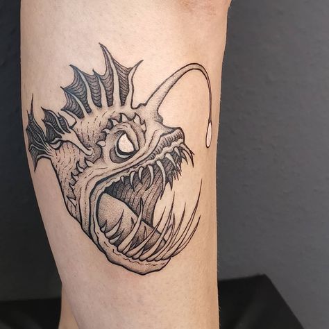 Sea Fish Tattoo Design, Angler Fish Tattoo Traditional, Small Ocean Tattoo Men, Sea Tattoo Men, Anglerfish Tattoo, Lion Fish Tattoo, Fish Tattoo Men, Fish Tattoo For Men, Angelfish Tattoo