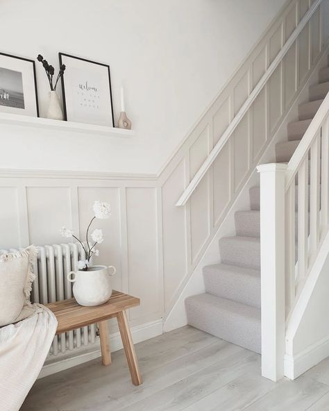 Stacey ♡ on Instagram: “T h u r s d a y 🤍🕊 • • We have a busy weekend of extension progress planned so for now I'm trying to take snaps of the tidy areas that…” Modern Hallway Design, Stairs And Hallway Ideas, Stair Paneling, White Hallway, Staircase Interior Design, White Staircase, Stairs Design Interior, House Staircase, Hallway Inspiration