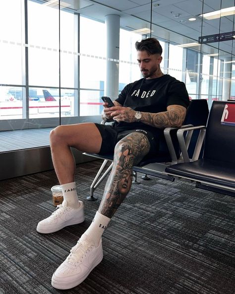 White Sneakers Nike, Tato Maori, Tato Flash, Black Outfit Men, Gym Outfit Men, Mens Casual Outfits Summer, Leg Tattoo Men, Leg Sleeve Tattoo, Perfect Summer Outfit