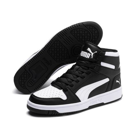 Cool Black Sneakers, Nike Dunks Outfit Men, Puma Clothes, Basket Puma, Womens Puma Sneakers, White Puma Shoes, Puma Shoes Women, Puma High Tops, Alley Oop