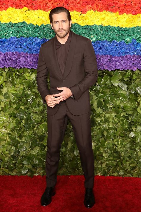 We’re still not sick of the chocolate brown suit—especially on a guy as skilled at wearing one as Jake Gyllenhaal. Tom Ford Store, Classic Dressers, Embroidered Pajamas, Brown Suit, Justin Theroux, Donnie Darko, A$ap Rocky, Best Dressed Man, Jaden Smith