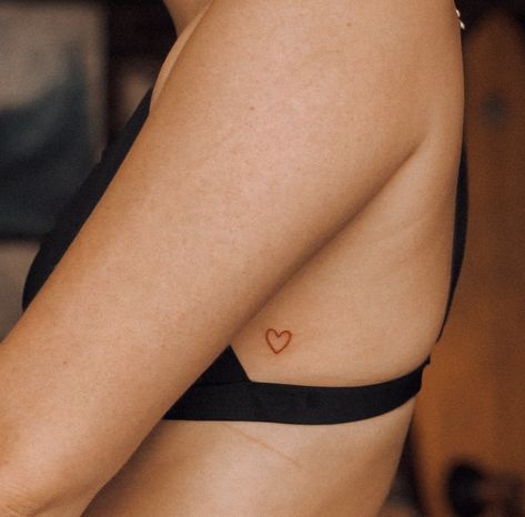 Red Heart Tattoos, Tiny Heart Tattoos, Rib Tattoos For Women, Muster Tattoos, Tasteful Tattoos, Petite Tattoos, Red Tattoos, Small Hand Tattoos, Getting A Tattoo