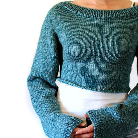 ALTRUISM : Crop Top Sweater Knitting Pattern Crochet Summer Sweater Pattern, Crochet Summer Sweater, Knit Crop Top Pattern, Crop Pattern, Scoop Sweaters, Crop Top Styles, Knit Purl Stitches, Knitting Top, Crop Top Pattern