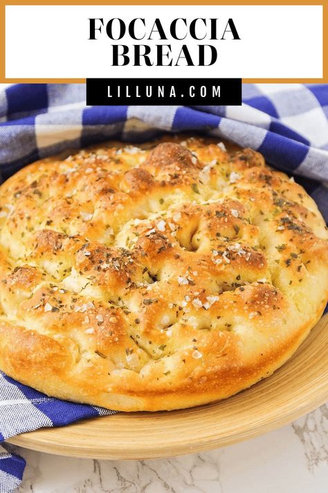 Crisp yet fluffy bread topped with delicious herbs and seasonings. This flavorful focaccia bread is so easy to make, and is perfect for sandwiches, dipping in soups, or enjoying on its own! #focacciabread #focaccia #focacciabreadrecipe #fluffybread #seasonedbread Homemade Focaccia Bread, Homemade Focaccia, Foccacia Bread, Fluffy Bread, Bread Sauce, Oven Bread, Focaccia Bread Recipe, Herb Bread, Homemade Bread Easy