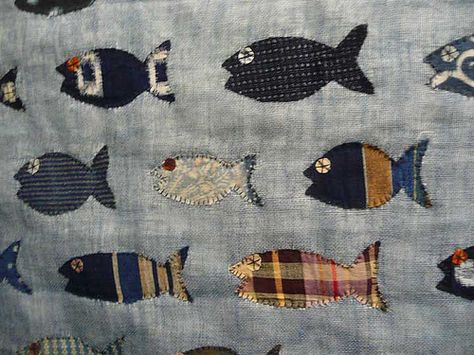 BWFish1_W by Luana Rubin, via Flickr Fish Quilts, Embroidery Fish, Sashiko Patterns, Japanese Quilting, Fish Designs, Luxury Embroidery, Fish Quilt, Embroidery Sashiko, Fabric Fish