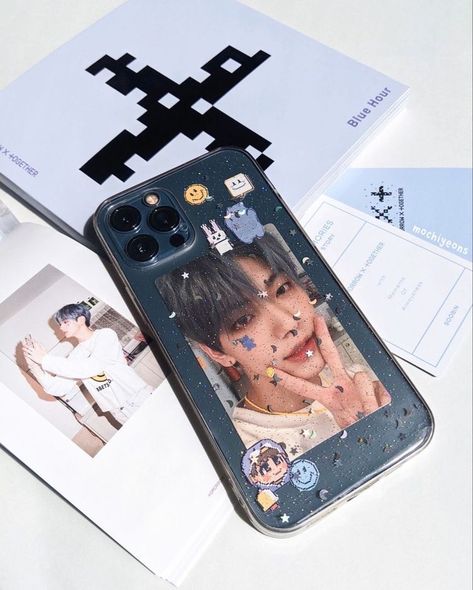 Soobin Blue Hour Photocard, Txt Room, Korean Phone Cases, Toploader Deco, Kpop Phone Cases, Diy Phone Case Design, Weak Hero, Kpop Collection, Phone Covers Diy