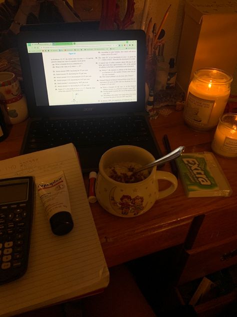 Writing Aesthetic Picture, Home School Aesthetic, Comfy Cozy Aesthetic, Cozy Study Aesthetic, Autumn Winter Aesthetic, Homeschool Aesthetic, Candles Coffee, Study Date, Romanticizing School