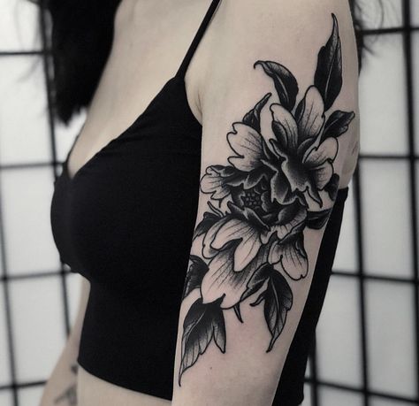 Small Ornamental Tattoo Placement, Traditional Tattoo Coverup, Gothic Cover Up Tattoos, Coverup Flower Tattoo, Blackwork Cover Up Tattoo, Old School Flower Tattoo Black, Blackwork Floral Tattoo, Traditional Blackwork Tattoo, Dark Floral Tattoo