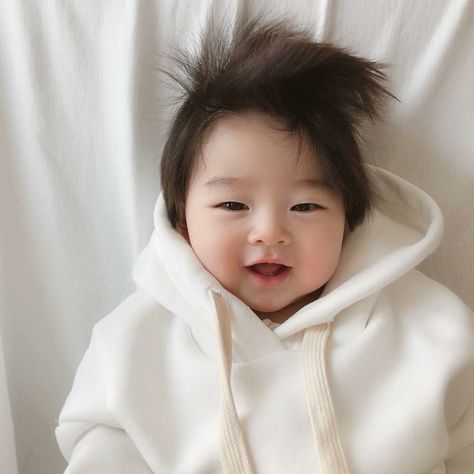 Asian Baby, Korean Baby, Books Wattpad, Wattpad, Books, White