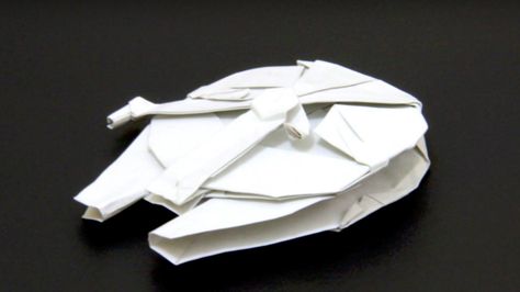 Three Insane STAR WARS Origami Tutorials to Help You Learn the Ways of the Fold Star Wars Canvas Art, Star Wars Origami, Origami Yoda, Origami Tutorials, Star Wars Painting, Star Wars Crafts, Star Wars Jewelry, Origami Diagrams, Origami Wedding