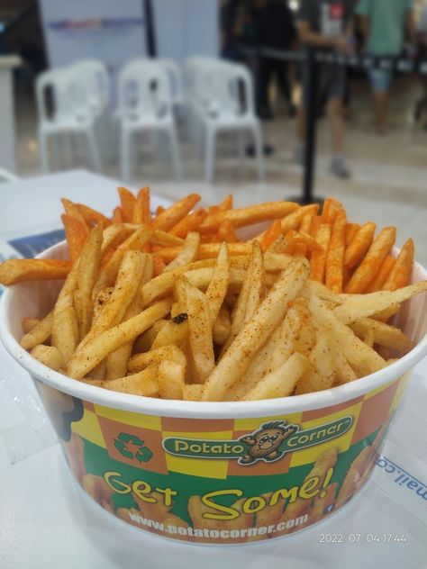 Potato Corner Fries, Philippine Photography, Potato Corner, Chicken Packaging, Friendship Photoshoot, Coffee Instagram, Food Fantasy, Food Therapy, Potato Fries