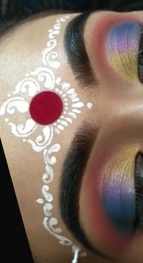 Bengali Makeup, Gorgeous Bridal Makeup, Makeup Tips Eyeshadow, Indian Bride Poses, Indian Bride Makeup, Bridal Art, Eyebrow Design, Bengali Bridal Makeup, Bridal Makeup Images