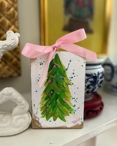 https://pin.it/6UyHUVBEf Painting Of Christmas Tree, Canvas Ornaments Painted, Wood Christmas Crafts To Sell, Christmas Crafts To Sell 2023, Mini Christmas Paintings, Christmas Diy Canvas, Diy Christmas Canvas Art, Paint Canvas Ideas, Christmas Tree Paintings