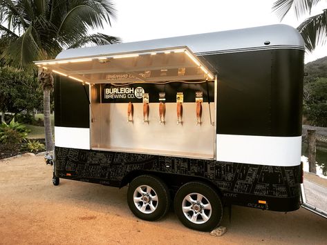 Win the best BBQ ever with the ultimate Beer Trailer..! Beer Truck Mobile, Mobile Beer Trailer, Beer Truck Wedding, Mobile Beer Bar, Beer Trailer Mobile Bar, Beer Tap Trailer, Tap Trailer, Beer Trailer, Mobile Bar Trailer