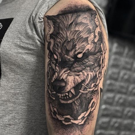 Wolf Tattoo Traditional, Fenrir Tattoo, Scandinavian Tattoo, Vikings Tattoo, Mens Shoulder Tattoo, Norse Tattoo, Nordic Tattoo, Wolf Tattoo Design, Greek Tattoos