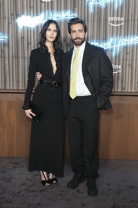 Who Is Jeanne Cadieu? - Meet Jake Gyllenhaal's Girlfriend Jake Gyllenhaal Girlfriend, Jeanne Cadieu, Off Social Media, Starting A Family, With Girlfriend, Maggie Gyllenhaal, Road House, Long Relationship, French Models