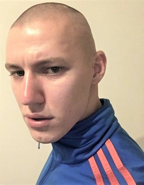 Buzzcut Men, Buzz Cut, Top Photo, Travel Pillow, Shaving, Personal Care, Skin, Beauty