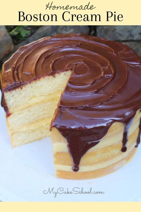 Boston Cream Pie Swiss Roll, Boston Cream Custard Recipe, Boston Cream Roll, Boston Crème Pie Cake, Cakes With Pastry Cream Filling, Boston Cream Pie Cake Recipe, Boston Cream Birthday Cake, Best Boston Cream Pie Recipe, Mini Boston Cream Pie