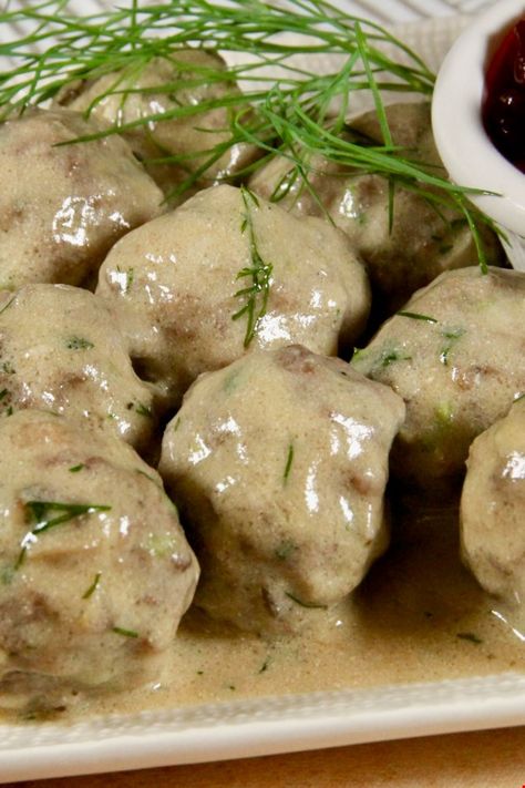 Swedish Meatballs with Creamy Dill Sauce | "There are many versions of Swedish meatballs, and this is the way we like ours. They're juicy, tender, and flavorful in a creamy and rich sauce." #dinnerideas #dinnerrecipes #familydinnerideas #meatballs #swedishmeatballs #meatballrecipe Dill Pickle Meatballs, Easy Swedish Meatball Sauce, Scandinavian Dishes, Swedish Meatballs Easy, Creamy Dill Sauce, Fresh Bread Crumbs, Meatball Sauce, Diner Recept, Dill Sauce