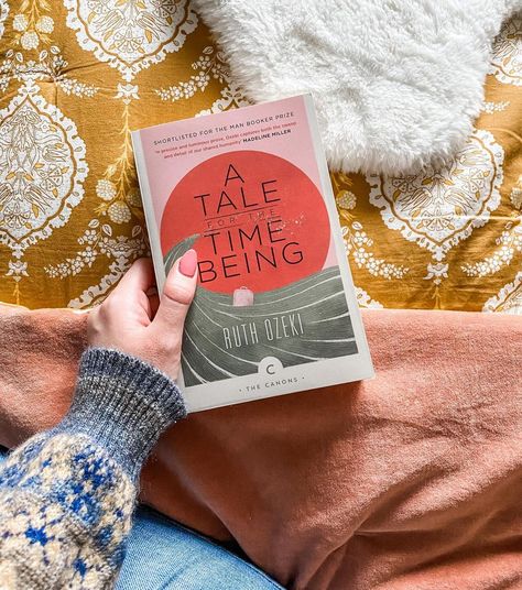 A Tale For The Time Being Ruth Ozeki, A Tale For The Time Being, Beauty In The Stillness Book, Fairy Tale Retelling Books, Jessica Hische Book Covers, Escaping Wonderland Book, Unread Books, Inspirational Books To Read, Best Books To Read