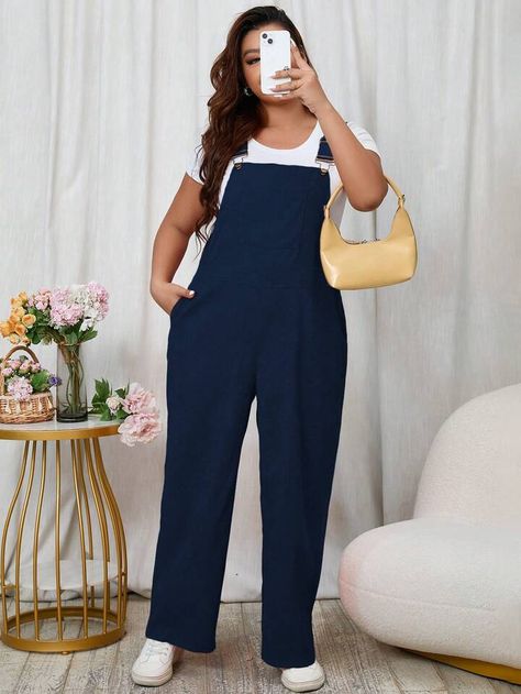 Green Overalls Outfits, Green Overalls, Plus Size Baddie Outfits, Pocket Jumpsuit, Overall Jumpsuit, Clean Body, Plus Size Jumpsuit, Dark Jeans, Boho Women