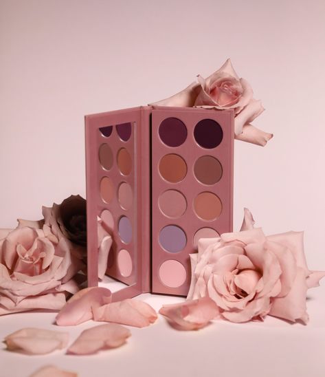 This palette rose to the occasion 🌹 Eyeshadow Palette Product Photography, Eyeshadow Palette Photography, Mauve Palette, Makeup Shoot, Powder Palette, Makeup Pallets, Rose Lavender, Kkw Beauty, Cosmetics Products