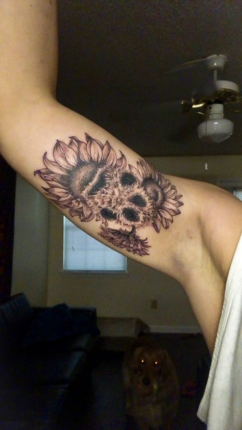 Sunflower paw print tattoo Sunflower And Paw Print Tattoo, Sunflower With Paw Print Tattoo, Flower Tattoos With Paw Prints, Sunflower And Dog Paw Tattoo, Sunflower Wolf Tattoo, Sunflower Leopard Tattoo, Sunflower Paw Print, Subtle Tattoos, Print Tattoos