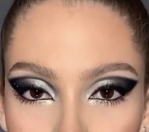 Prom Dark Makeup, Black Prom Eye Makeup, Grey And Black Eye Makeup, Goth Homecoming Makeup, Goth Prom Makeup Looks, Black Silver Eye Makeup, Black Glitter Eye Makeup, Silver And Black Makeup, Black Eye Looks