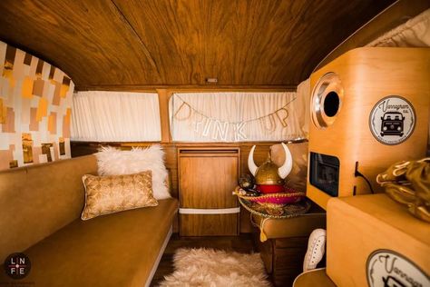 Vw Bus Photo Booth, Bus Photo Booth, Vw Bus Photo, Bus Photo, Photo Booth Business, Bus Interior, Vintage Vw Bus, Mobile Photos, Vintage Vw