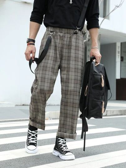 Trouser Pants Outfits, Outfits Quotes, Rok Midi, Sandal Tali, Plaid Jumpsuit, Pants Outfit Men, Queer Fashion, Guys Clothing Styles, Mens Outfit Inspiration