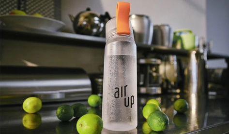 Discover the revolutionary AirUp water bottle, designed to enhance your hydration experience. Utilizing innovative scent pod technology, AirUp tricks your brain into perceiving flavors through smell, offering a delightful and calorie-free way to enjoy water. Perfect for those seeking a healthier alternative to sugary drinks, this eco-friendly bottle is reusable and stylish. Stay hydrated, reduce waste, and enjoy a burst of flavor with every sip. Transform your water intake with AirUp today! Air Up, Flavored Water Bottle, Flavor Water, Eco Friendly Bottle, Healthy Hydration, Infused Water Bottle, Sugary Drinks, Water Bottle Design, Flavored Water