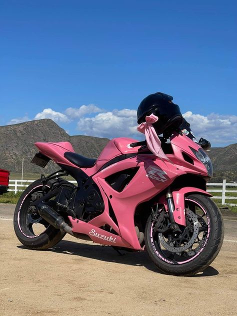 Biker Women, Pink Sports Bike, Pink Kawasaki Ninja 300, Pink Ninja 400, Pink Motorbike Aesthetic, Motorcycle Racing Aesthetic, Pink Motorbike, Black And Pink Motorcycle, Black And Pink Motorbike