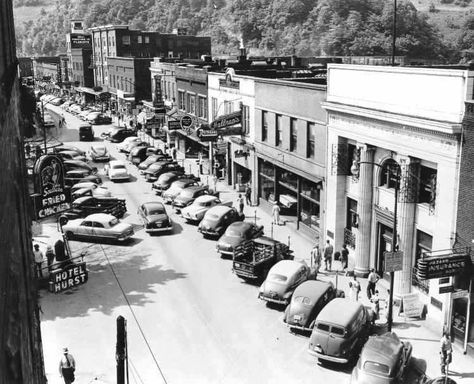 Downtown Hazard, KY circa 1950 Hazard Kentucky, Perry County, Back To The 50s, Tow Boat, American Bandstand, My Old Kentucky Home, Louisville Ky, Perfect World, Gas Station