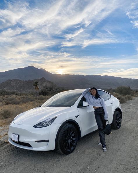 Pose With Tesla, Poses With Tesla, New Car Poses Photo Ideas, Tesla Photoshoot, New Car Photo, Museum Ideas, Weekly Vlog, Car Poses, Pic Poses