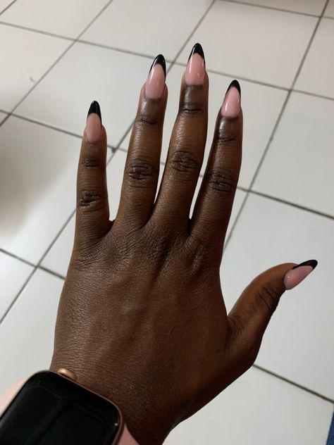 Almond French Tip Nails Black, Black French Tip Nails Almond, Burgundy French Tip Nails, Semi Nails, Black French Tip, Dark Green Nails, Black French Tips, Tip Nails, Black French