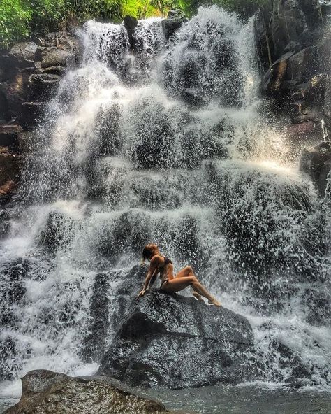 Dancing Unicorn, Fortuna Costa Rica, Waterfall Pictures, Waterfall Photo, Waterfall Photography, Ubud Bali, Water Photography, Photos Tumblr, Foto Poses