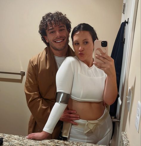 Anakin X Padme, Anakin Costume, Padme And Anakin, Star Wars, Mirror Selfie, Halloween