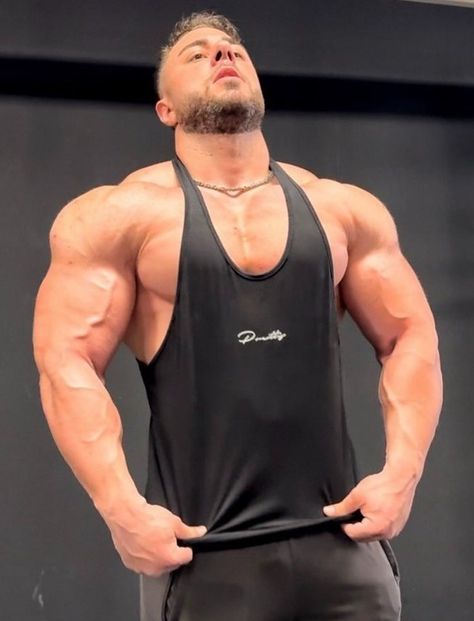 (19) Image reblogged from @truevikingblood-blog – @fuckeryguy on Tumblr Lean Muscle Men, Old Bodybuilder, Buff Guys, Perfect Physique, Muscle Boy, Bodybuilders Men, Big Muscles, Attractive Guys, Lean Muscle