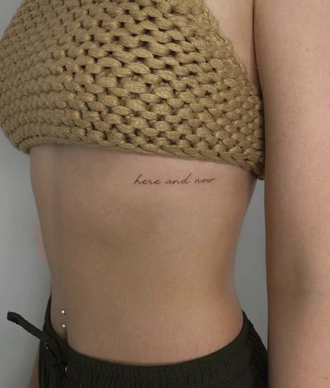 Small Rib Tattoos, Wörter Tattoos, Tato Minimal, Rib Tattoos For Women, Cool Tattoo, More Tattoo, Small Pretty Tattoos, Writing Tattoos, Petite Tattoos