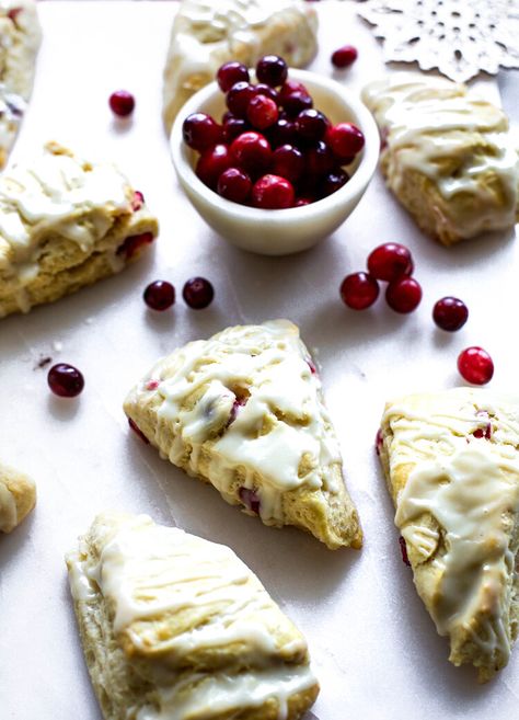 Cranberry Egg Nog Scones Egg Nog Scones Recipe, Prosecco Smash, Eggnog Scones, Christmas Scones, Eggnog Recipes, Drink Making, Tea Treats, Scone Recipes, Xmas Baking