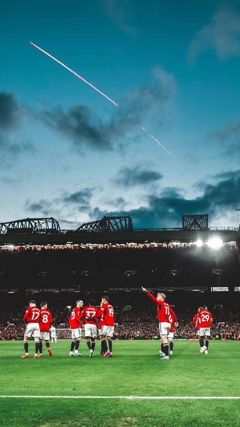 Man United Wallpapers Iphone, Man Utd Aesthetic, Man United Wallpaper, Man Utd Wallpapers, Man United Wallpapers, Manchester United Wallpapers, Manchester United Wallpapers Iphone, Manchester United Old Trafford, Party Night Club Aesthetic