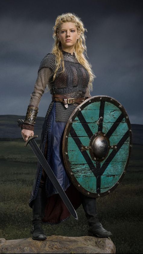 Katheryn Winnick Vikings, Escudo Viking, Lagertha Vikings, Ragnar Vikings, Vikings Lagertha, Viking Character, Vikings Season, Vikings Tv Show, Vikings Tv Series