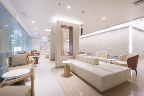 Wattanosoth Hospital - Medical Oncology Center - Healthcare Snapshots Hospital Lounge, Luxury Hospital Room Vip, Patient Experience Hospitals, Hospital Opd Waiting Area, Hospital Floor Plan Medical Center, Medical Oncology, Elevator Lobby, Donor Recognition, Nurses Station