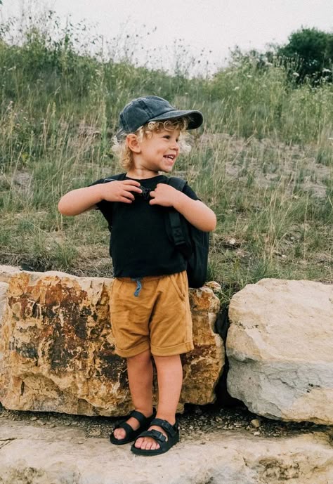 Cute Toddlers Boys, Kids Aesthetic Boy, Little Boy Outfits Aesthetic, Kid Aesthetic Boy, Little Boy Aesthetic, Little Kids Outfits, Toddler Boy Pictures, Cute Little Boy Outfits, Cute Kid Clothes