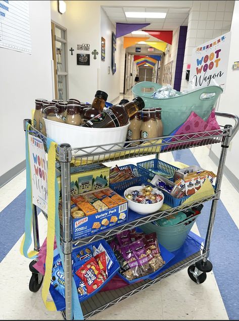 Pta Food Ideas, Nursing Home Snack Cart Ideas, Snack Carts For Teachers, Teacher Lounge Snacks, Snacks For Teachers Lounge, Woot Woot Wagon, Teacher Appreciation Cart, Teacher Snack Cart Ideas, Snack Cart Ideas For Work