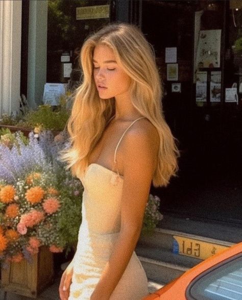 Warm Blonde Hair, Summer Blonde Hair, Vacation Hairstyles, Golden Blonde Hair, Warm Blonde, Dirty Blonde Hair, Honey Blonde Hair, Blonde Hair Inspiration, Blonde Hair Looks